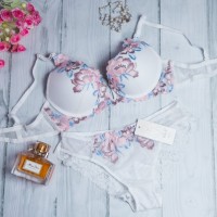 Комплект с вышивкой чашка 75С поролон. Код: С40